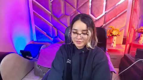  OLIVIA  online show from 12-16-25, 03:55