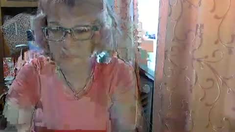 Olivia Mia online show from 05-16-26, 06:43