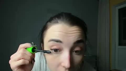 Olivia online show from 01-27-25, 05:04