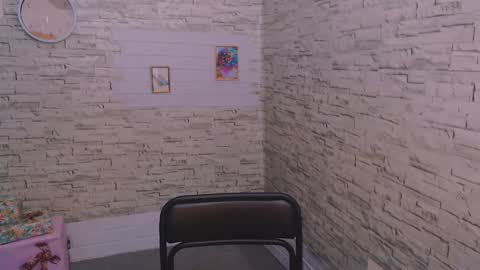 Olivia online show from 12-14-24, 03:25