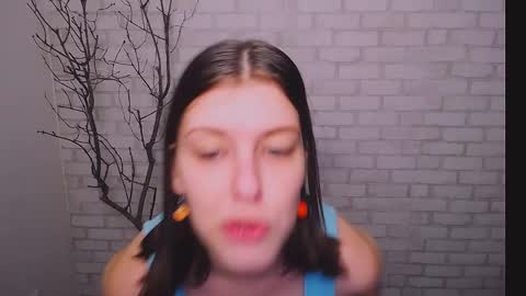 Olivia online show from 01-24-25, 10:43