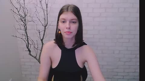 Olivia online show from 01-24-25, 01:47