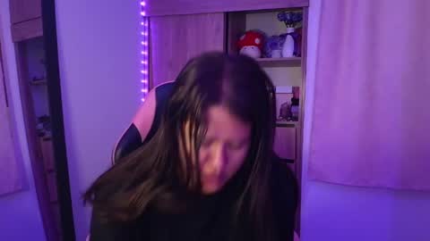 Olivia online show from 04-15-26, 12:23