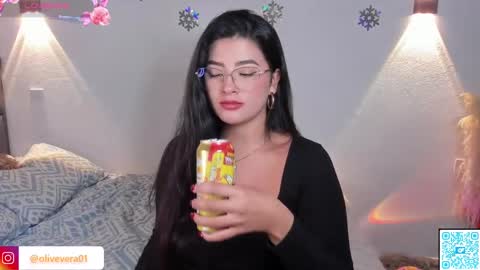 Olivia   40 off online show from 12-24-24, 07:28