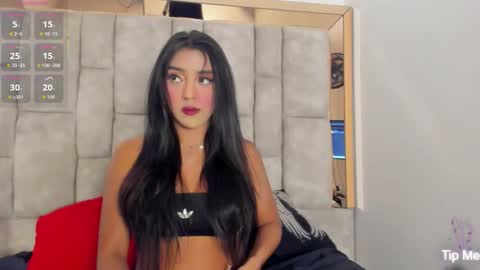 Snapshot of oliviaa_evans chatting on 03-03-26, 02:50 Olivia Evangelista online show from 03-03-26, 02:50