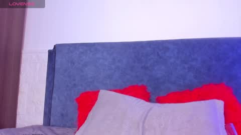 Snapshot of oliviabrady1 chatting on 12-11-24, 11:32 OLIVIA online show from 12-11-24, 11:32