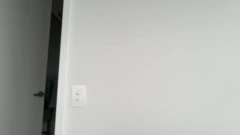 Olivia Brookes online show from 12-15-25, 08:13