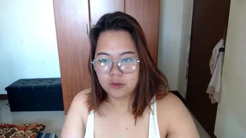 olivia hollywood online show from 01-26-25, 02:45