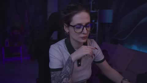 Liv online show from 02-03-26, 02:21