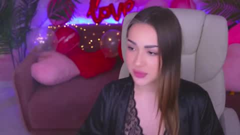 Snapshot of oliviamoore_ chatting on 02-08-26, 08:01 Olivia online show from 02-08-26, 08:01