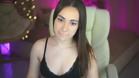 Olivia online show from 04-02-26, 07:00