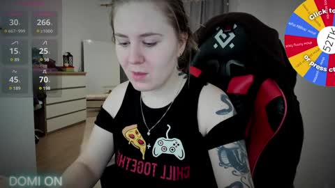 Snapshot of oliviamunk chatting on 12-31-24, 06:27 . online show from 12-31-24, 06:27