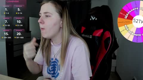 Snapshot of oliviamunk chatting on 01-17-25, 05:42 . online show from 01-17-25, 05:42