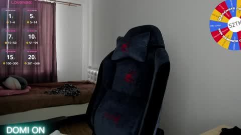 Snapshot of oliviamunk chatting on 02-06-25, 07:56 . online show from 02-06-25, 07:56