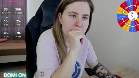 Snapshot of oliviamunk chatting on 02-17-25, 07:26 . online show from 02-17-25, 07:26