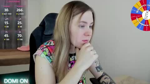 Snapshot of oliviamunk chatting on 02-21-25, 03:56 . online show from 02-21-25, 03:56