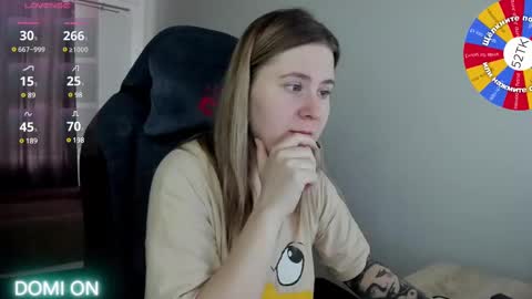 Snapshot of oliviamunk chatting on 02-26-25, 07:09 . online show from 02-26-25, 07:09