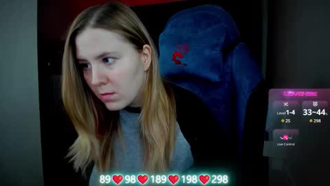 Snapshot of oliviamunk chatting on 11-01-25, 04:03 . online show from 11-01-25, 04:03