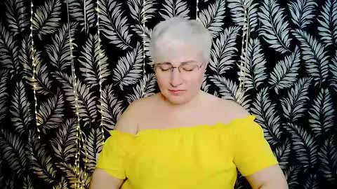 Kelly online show from 05-16-26, 10:36