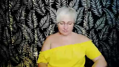 Snapshot of oliviaoskar_ chatting on 07-02-26, 10:32 Kelly online show from 07-02-26, 10:32