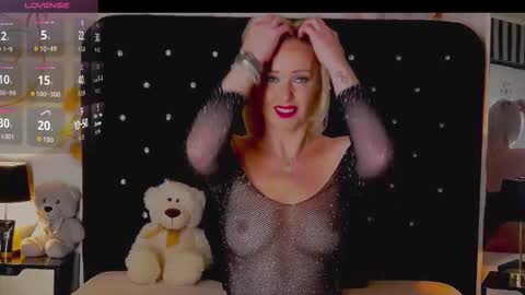 Olivia online show from 01-14-26, 10:25