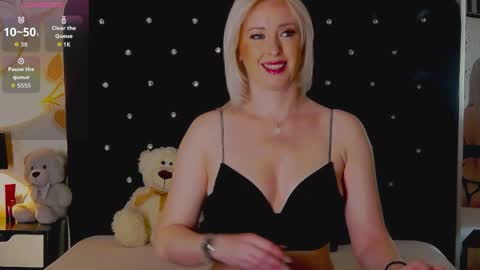 Olivia online show from 03-30-26, 04:52