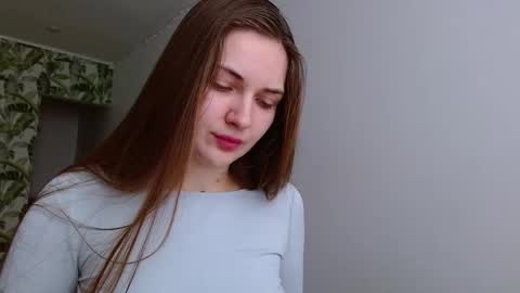 Olivia online show from 02-10-25, 05:36