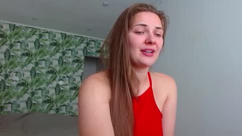 Olivia online show from 09-12-25, 04:45