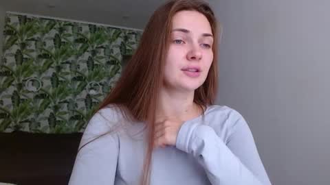 Olivia online show from 11-09-25, 05:28