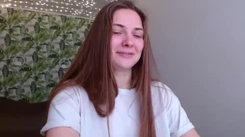 Olivia online show from 12-14-25, 05:46