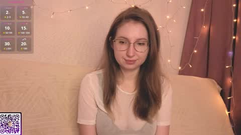 Kylie online show from 04-05-26, 08:28