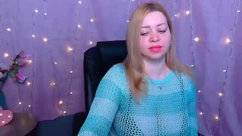 Snapshot of oliviaverr chatting on 02-19-26, 01:18 Oliviaverr online show from 02-19-26, 01:18