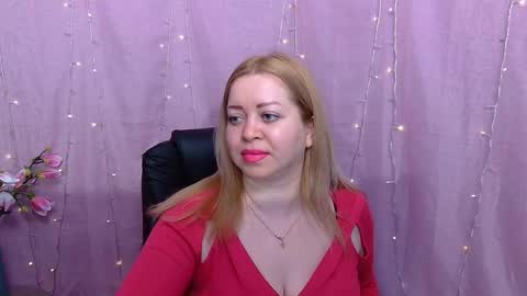 Snapshot of oliviaverr chatting on 02-24-26, 02:04 Oliviaverr online show from 02-24-26, 02:04