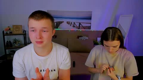 Snapshot of ollistiw chatting on 12-14-24, 08:18 Olli and Stiw online show from 12-14-24, 08:18