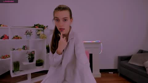 Snapshot of ollistiw chatting on 01-23-25, 08:25 Olli and Stiw online show from 01-23-25, 08:25