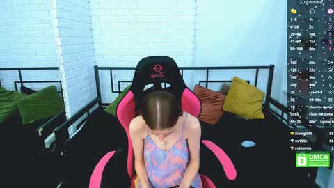 Snapshot of ollistiw chatting on 01-26-25, 09:19 Olli and Stiw online show from 01-26-25, 09:19