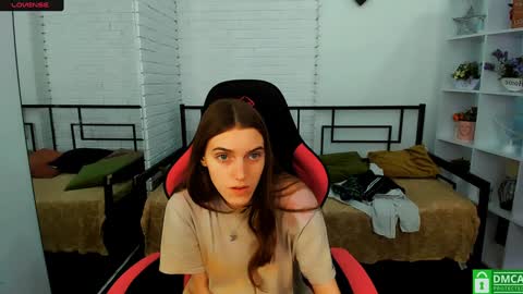 Snapshot of ollistiw chatting on 02-05-25, 07:50 Olli and Stiw online show from 02-05-25, 07:50