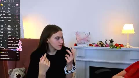 Snapshot of ollistiw chatting on 02-11-25, 09:31 Olli and Stiw online show from 02-11-25, 09:31