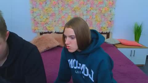 Snapshot of ollistiw chatting on 09-14-25, 08:13 Olli and Stiw online show from 09-14-25, 08:13