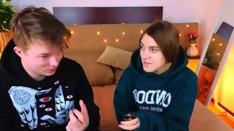 Olli and Stiw online show from 04-11-26, 07:45