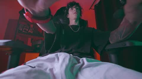     online show from 03-31-26, 02:35