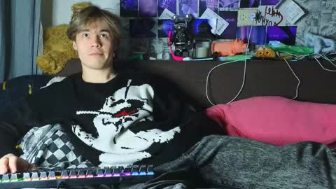 Tony online show from 02-03-25, 07:52