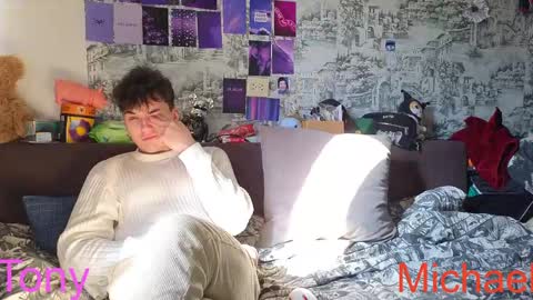 Tony online show from 04-10-26, 07:57