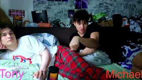 Snapshot of ololkd chatting on 05-16-26, 10:36 Tony online show from 05-16-26, 10:36