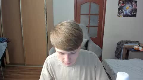 Oliver and Mira online show from 12-01-25, 09:42