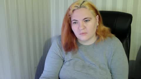 OlyaAndNetty online show from 12-20-25, 08:54