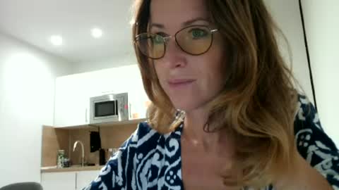 Snapshot of olyra11 chatting on 07-14-26, 06:24 olyra11 online show from 07-14-26, 06:24