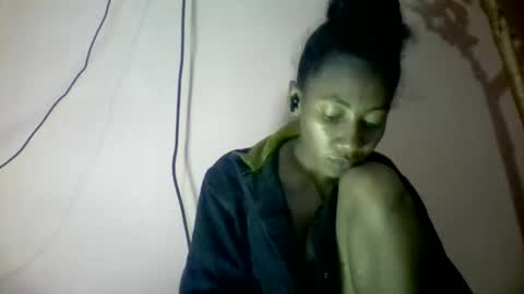 olyvienne90 online show from 04-21-26, 07:06