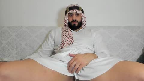 Snapshot of omar_xoxo chatting on 12-30-24, 09:50 Omar online show from 12-30-24, 09:50