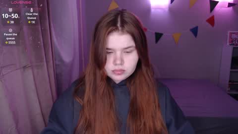 Snapshot of omellyoo chatting on 01-28-25, 01:16 MellY online show from 01-28-25, 01:16